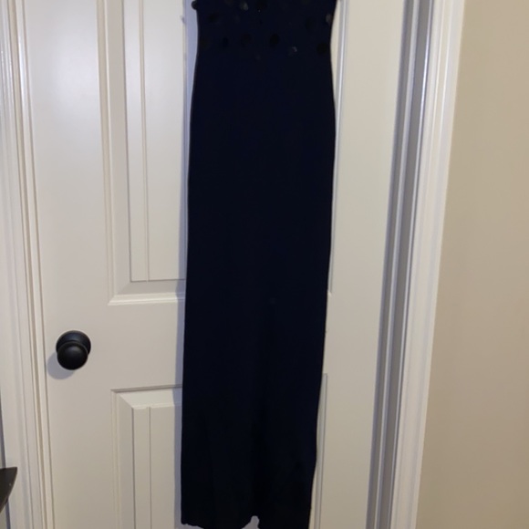 Black market by Sheila Yen - Picture 3 of 4